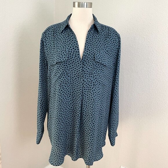 Ann Taylor Womens XL Blue Printed Pullover Blouse Long Sleeve Shirt Pocket Top - Picture 1 of 12